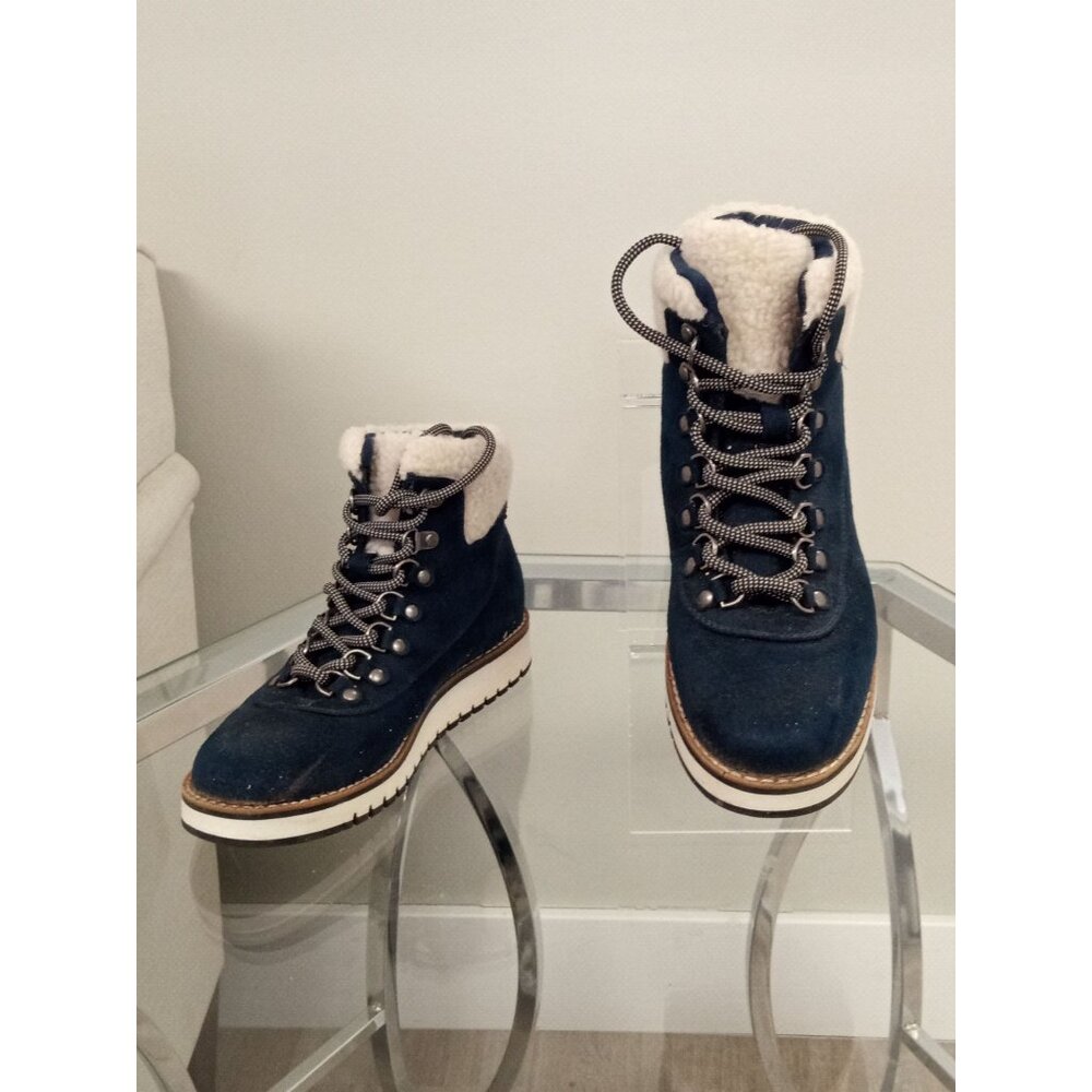 White Mountain Women's Navy Blue Faux Shearling Booties Size 6